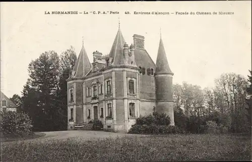 Ak Mieuxcé Orne, Facade du Chateau