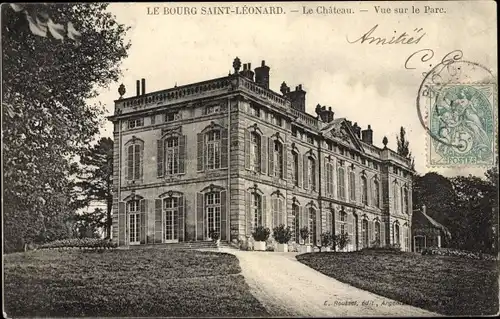 Ak Le Bourg Saint Léonard Orne, Le Chateau, Vue sur le Parc