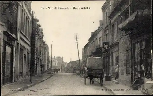 Ak Nesle Somme, Rue Gambetta