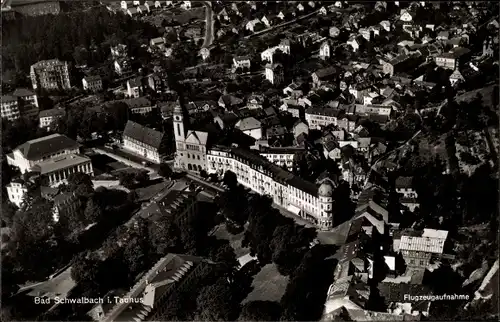 Ak Bad Schwalbach im Taunus, Fliegeraufnahme vom Ort