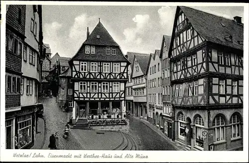 Ak Wetzlar im Lahn Dill Kreis, Eisenmarkt mit Werther Haus und Alte Münz, Fachwerkhäuser