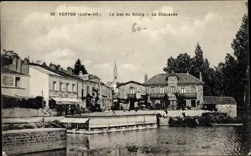 Ak Vertou Loire Atlantique, Le bas du Bourg, La Chaussee