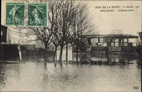 Ak Bellevue Hauts de Seine, Crue de la Seine, 30 Janvier 1910, L'Embarcadere