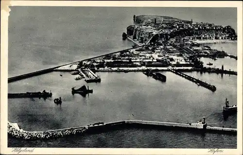 Ak Nordseeinsel Helgoland, Fliegeraufnahme vom Hafen