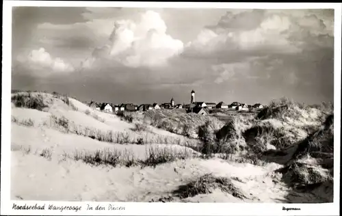 Ak Wangerooge, Nordseebad, Blick von den Dünen auf die Ortschaft