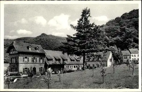 Ak Veldenz an der Mosel, Blick auf das evangelische Kinderheim