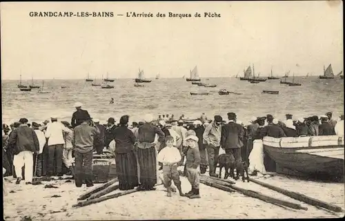 Ak Grandcamp les Bains Calvados, L'Arrivee des Barques de Peche