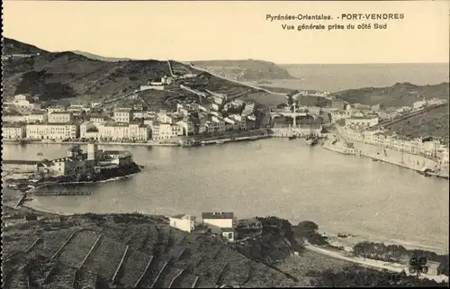 Ak Port Vendres Pyrénées Orientales, Vue generale prise du cote Sud