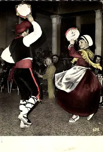 Ak Amelie les Bains Pyrénées Orientales, En Pays Catalan, Danseurs, Tanzende Menschen, Tamburin