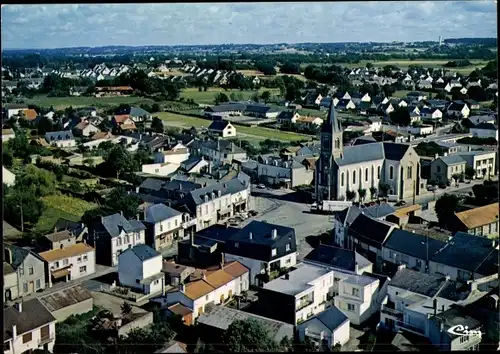 Ak Thouaré sur Loire Loire Atlantique, Le centre de l'agglomeration, vue aerienne