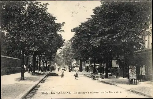 Ak Lavarenne Val-de-Marne, Le passage a niveau rue du Bac