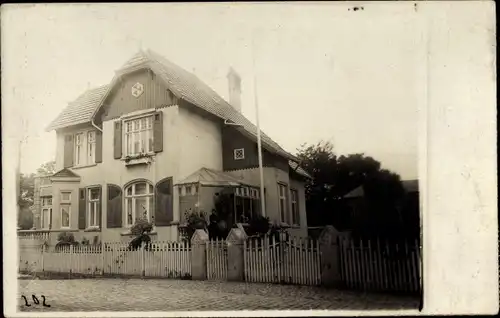 Foto Ak Bad Bramstedt in Holstein, Blick auf ein Wohnhaus