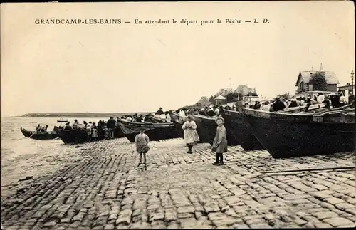 Ak Grandcamp les Bains Calvados, En attendant le depart pour la Peche