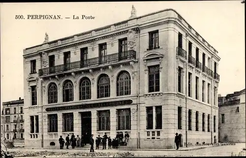 Ak Perpignan Pyrénées Orientales, La Poste, Straßenpartie mit Blick auf Post