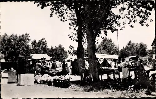 Ak Merville Franceville Calvados, Le Marche