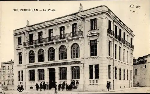 Ak Perpignan Pyrénées Orientales, La Poste, Straßenpartie mit Blick auf Post