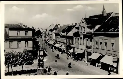 Ak Burg bei Magdeburg, Stalinstraße, Geschäfte