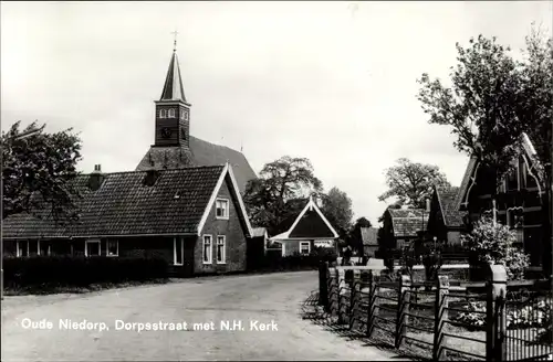 Ak Oude Niedorp Nordholland, Dorpsstraat, Ned Herv Kerk