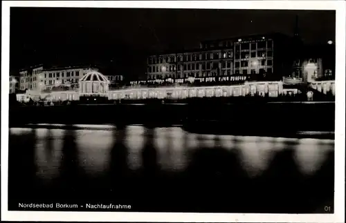 Ak Borkum Ostfriesland, Blick auf die Wandelhalle bei Nacht