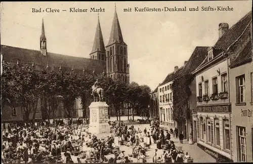 Ak Kleve am Niederrhein, Kleiner Markt, Kurfürsten-Denkmal, Stifts-Kirche