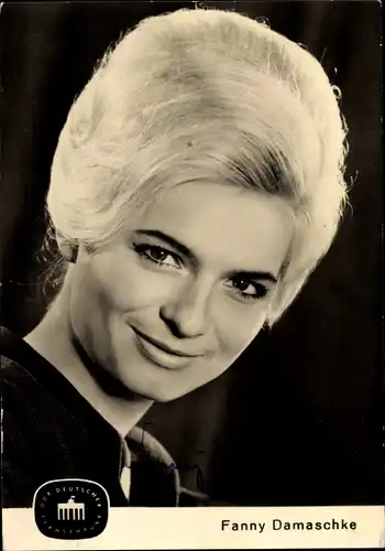 Ak Ansagerin Fanny Damaschke, DDR Deutscher Fernsehfunk, Portrait, Autogramm