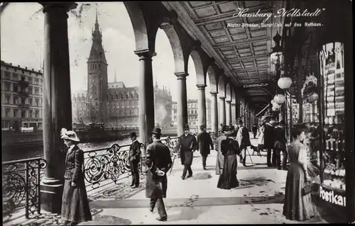 Ak Hamburg, Alsterarkaden, Rathaus, Passanten, Ansichtskartenkiosk