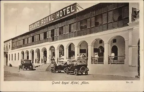 Ak Aden Jemen, Grand Royal Hotel, Autos