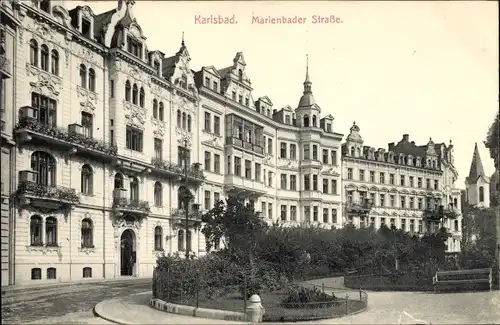 Ak Karlovy Vary Karlsbad Stadt, Marienbader Straße, Gebäude