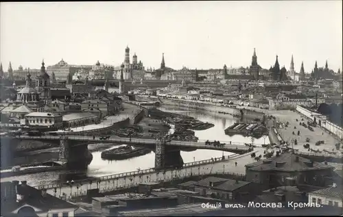 Ak Moskau Russland, Totalansicht der Stadt, Brücke, Kreml