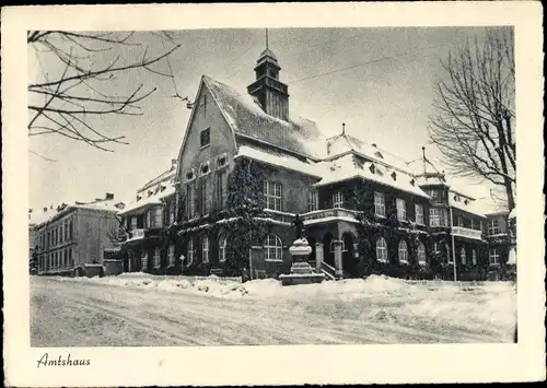 Ak Lüdenscheid im Märkischen Kreis, Amtshaus im Winter