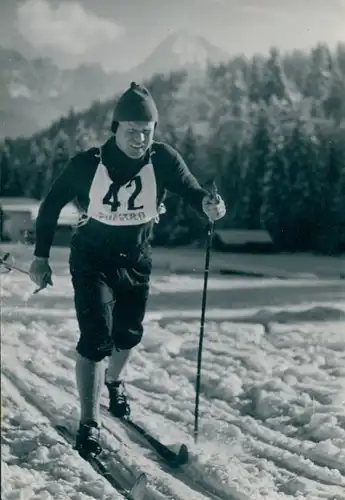 Foto Wintersport, Skilangläufer Leegg ?, Startnummer 42