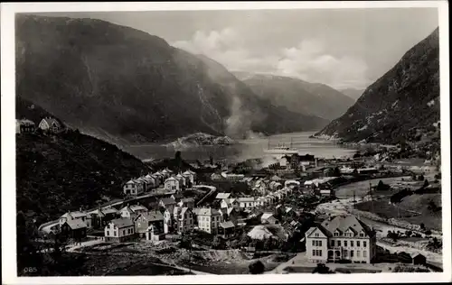 Ak Odda Norwegen, Hardangerfjord, Totalansicht der Ortschaft