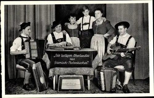 Ak Garmisch Partenkirchen in Oberbayern, Die lustigen Oberlandler, Ziehharmonika, Gitarre, Zither