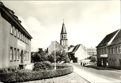 Ak Bad Düben an der Mulde Sachsen, Martin Luther Straße, Kirche