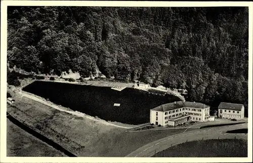 Ak Nonnweiler an der Saar, Sanatorium Waldhotel, Bes. Schön