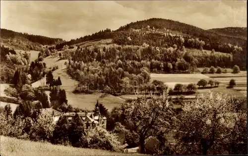 Ak Neusatzeck Bühl in Baden Schwarzwald, Kurhaus mit Landschaft