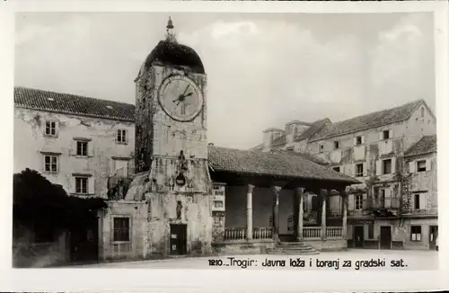 Ak Trogir Kroatien, javna loza i toranj za gradski sat