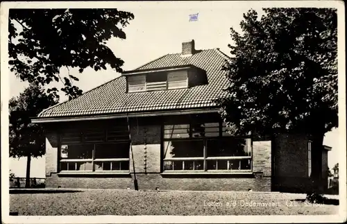 Ak Lutten aan de Dedemsvaart Overijssel, O. L. School