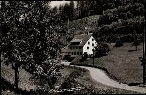 Ak Unterhöllgrund Waldbrunn im Odenwald, Landheim des Helmholtz-Gymnasium Heidelberg