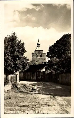 Ak Osterburg in der Altmark, Jüdengäßchen mit Kirche