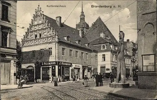 Ak Brandenburg an der Havel, Kurfürstenhaus, Straßenpartie, Geschäft J. Neumann, Roland