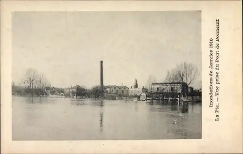 Ak La Pie Val de Marne, Vue prise du Pont de Bonneuil, Inondations de Janvier 1910