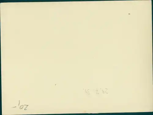 Foto Automobil auf der Landstraße