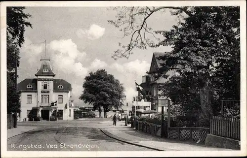 Ak Rungsted Dänemark, Ved Strandvejen, Rungsted Hotel, Straßenpartie