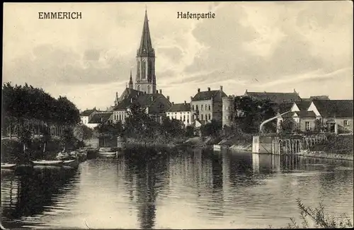Ak Emmerich am Niederrhein, Hafenpartie, St. Aldegundis Kirche