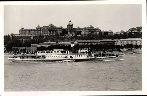 Ak Budapest Ungarn, Königliche Burg, Salondampfer, Donaupartie