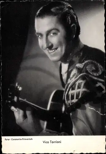 Ak Schauspieler Vico Torriani, Portrait mit Gitarre