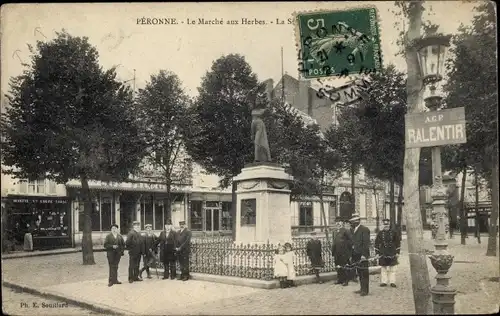 Ak Péronne Somme, Le Marche aux Herbes