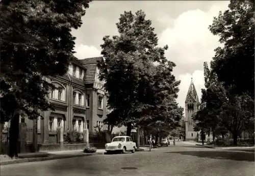 Ak Torgau an der Elbe, Karl Marx Platz, Trabant, Kirche