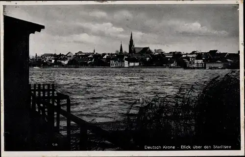 Ak Wałcz Deutsch Krone Pommern, Partie am Stadtsee, Blick auf den Ort